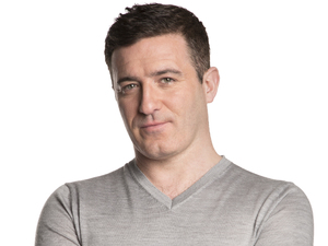 Daniel Coonan as Carl White