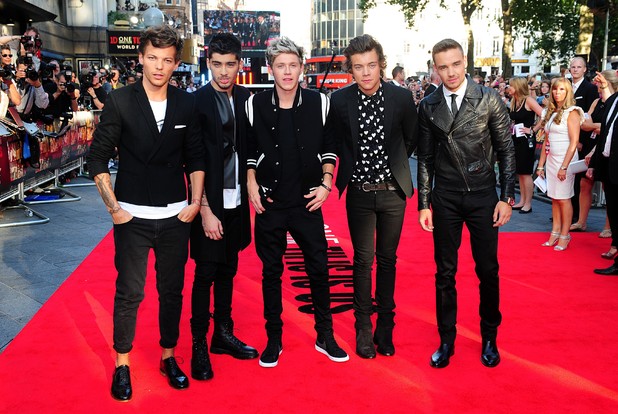 http://i2.cdnds.net/13/34/618x414/movies-one-direction-this-is-us-premiere.jpg