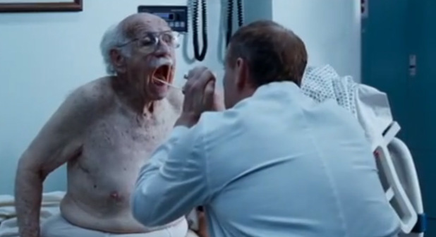 Murray Gershenz in 'The Hangover'
