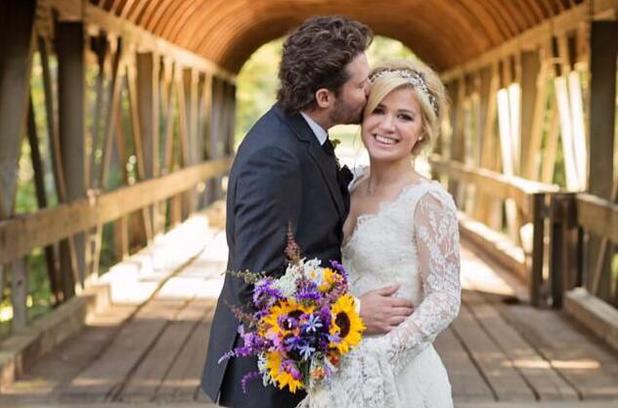 Kelly Clarkson and Brandon Blackstock on their wedding day