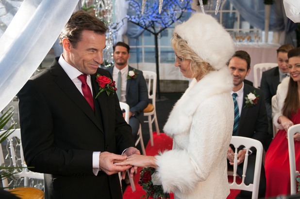 Fraser and Sandy marry