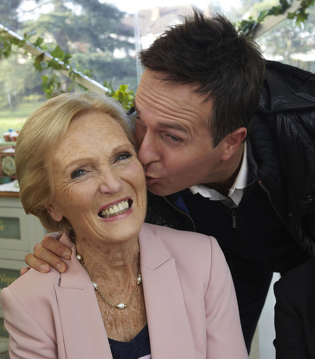 Michael Vaughan gives Mary Berry a smooch
