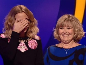 Kimberly Walsh and her mum on Catchphrase
