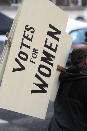 'Suffragette' on set filming, London, Britain - 25 Mar 2014 Meryl Streep 25 Mar 2014