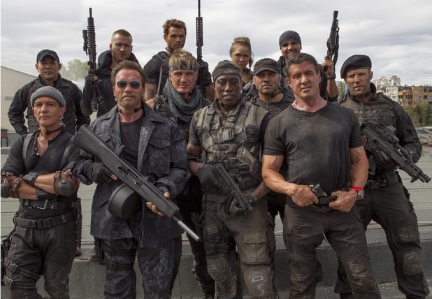 http://i2.cdnds.net/14/18/618x428/movies-the-expendables-3-group-shot.jpg