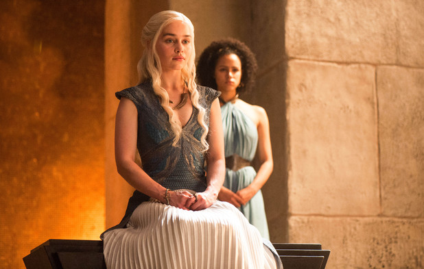 Emilia Clark & Nathalie Emmanuel in Game of Thrones S04E08: 'The Mountain and the Viper'