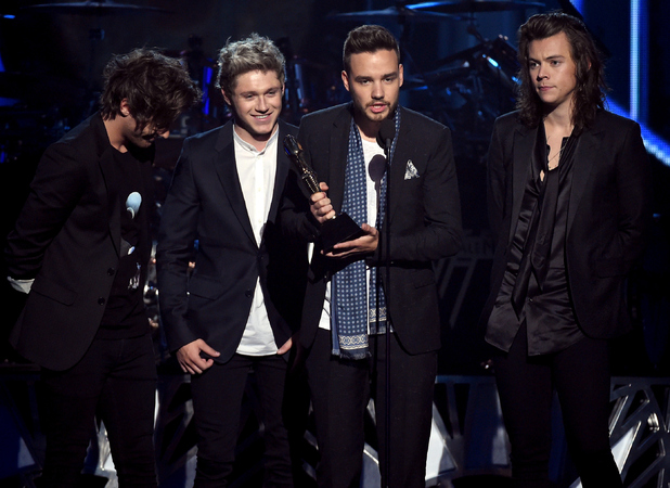 One Direction collect their award at the Billboard Music Awards 2015