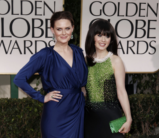 'New Girl' to cast sister for Zooey Deschanel's Jess - New Girl News ...