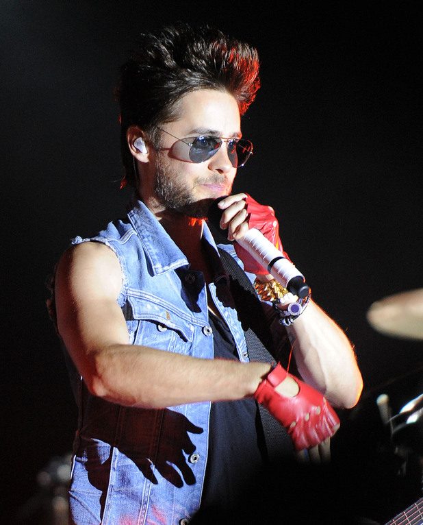 Jared Leto of 30 Seconds to Mars performs at the Sunset Cove Amphitheater . Boca Raton, Florida