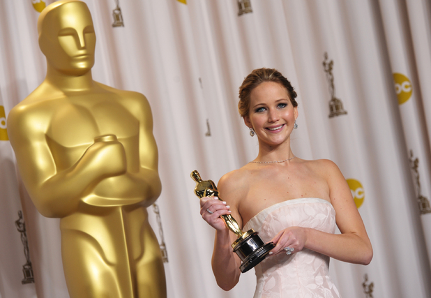 Jennifer Lawrence with her 'Best Actress' Oscar for 'Silver Linings Playbook'