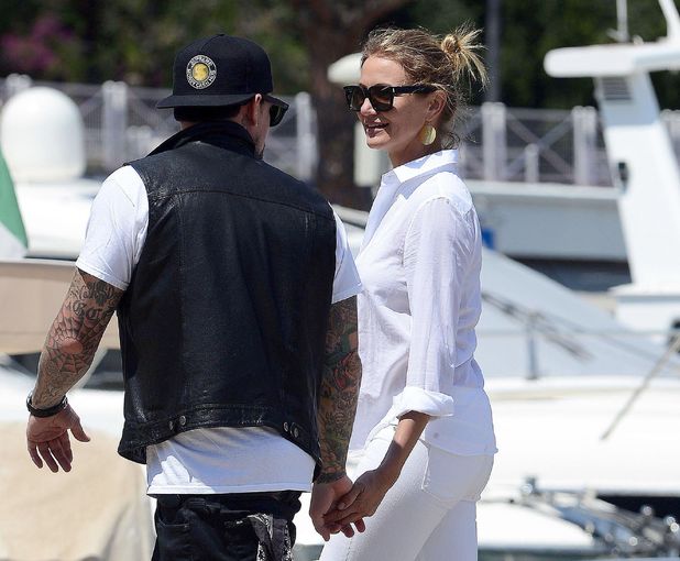 UPDATED-Newlyweds Cameron Diaz and Benji Madden delight crowd on Kiss ...